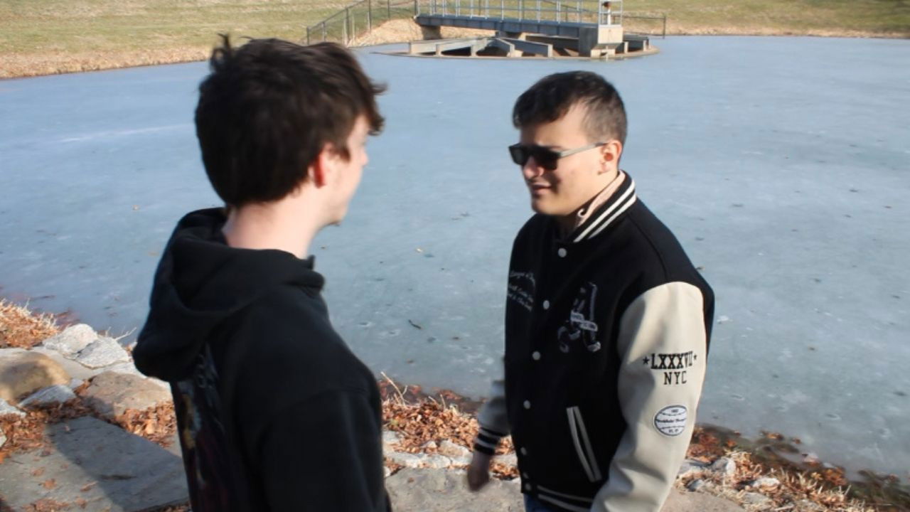 Five More Minutes Movie Screenshot 4